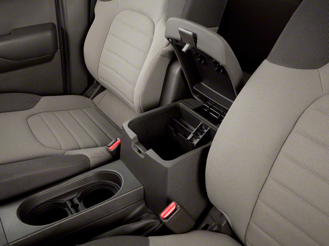 2010 Suzuki Equator Premium