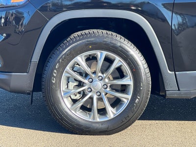 2022 Jeep Cherokee Latitude Lux