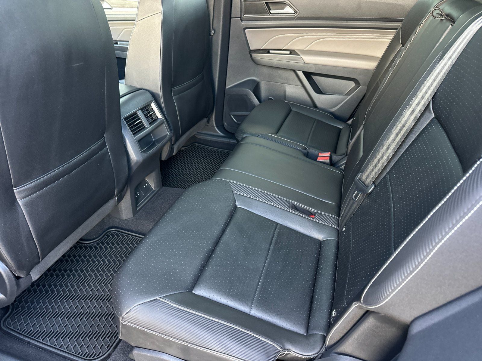 2021 Volkswagen Atlas Cross Sport 2.0T SE w/Technology