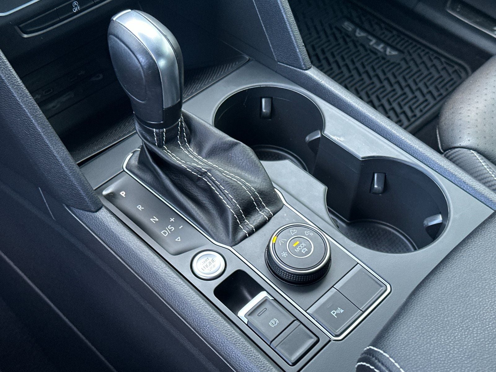 2021 Volkswagen Atlas Cross Sport 2.0T SE w/Technology