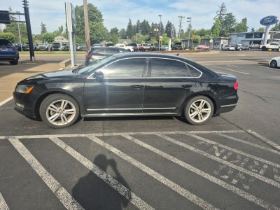 2014 Volkswagen Passat SEL Premium