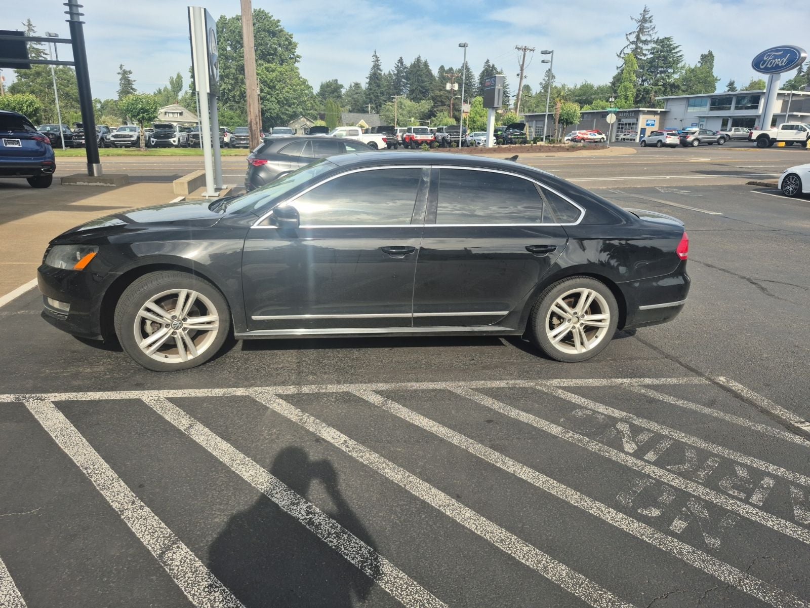 2014 Volkswagen Passat SEL Premium