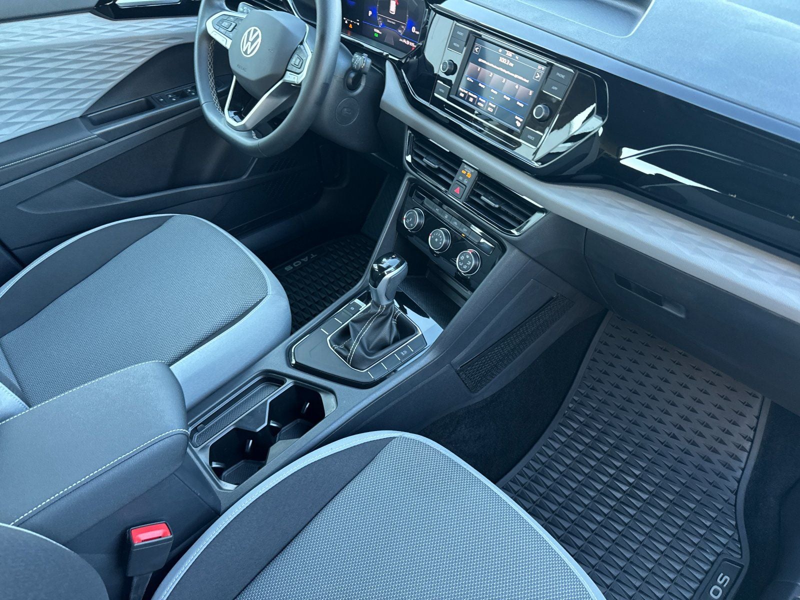 2024 Volkswagen Taos 1.5T S