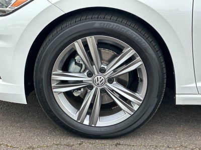 2021 Volkswagen Jetta R-Line