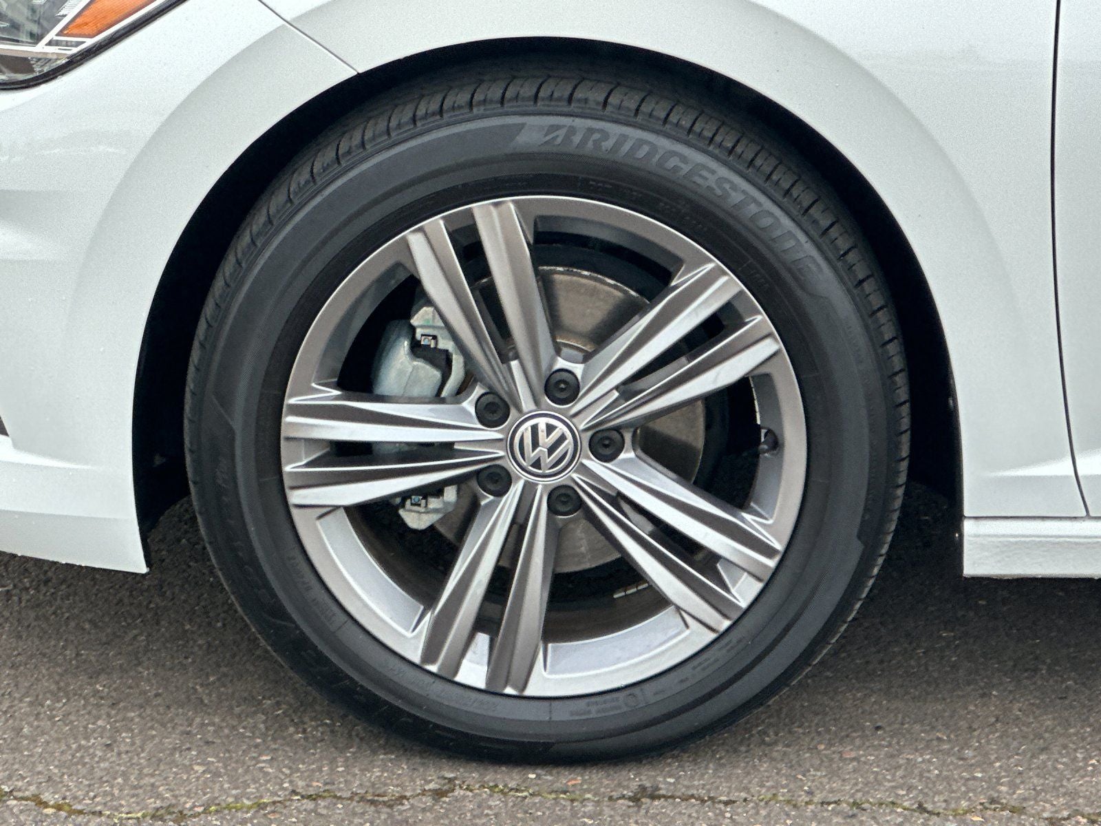 2021 Volkswagen Jetta R-Line