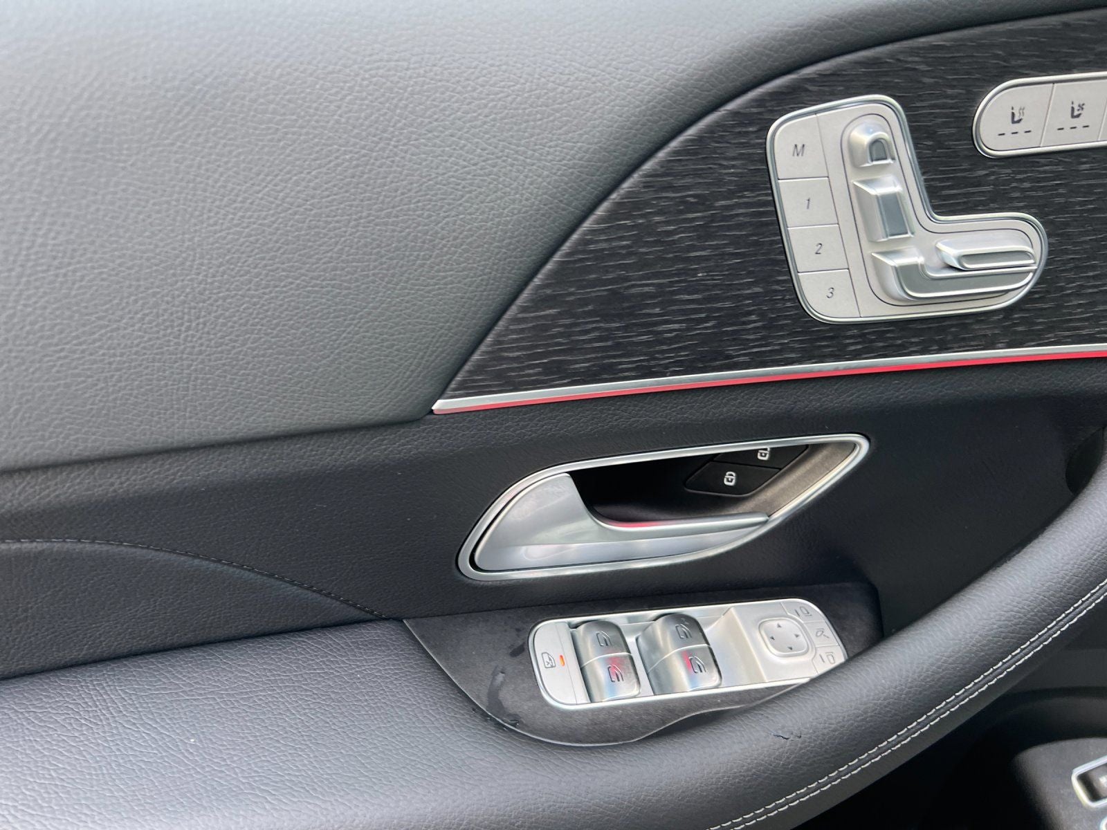 2025 Mercedes-Benz GLE GLE 450e 4MATIC®