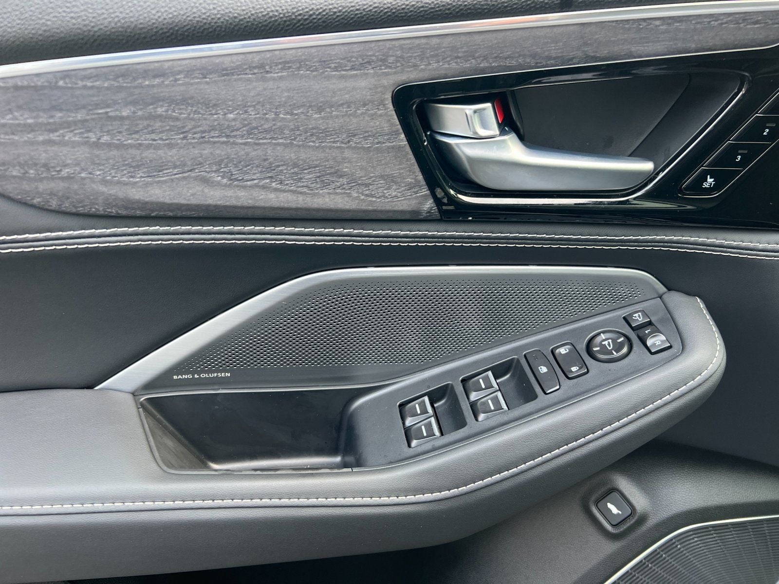 2026 Acura MDX Advance Package SH-AWD