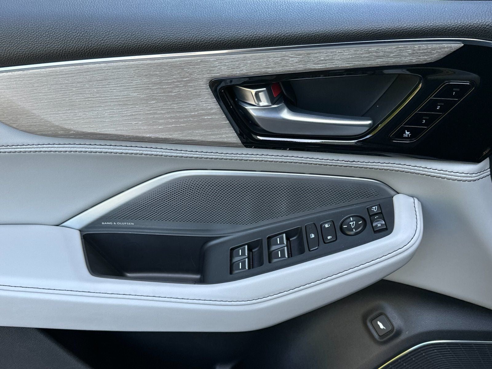 2026 Acura MDX Advance Package SH-AWD