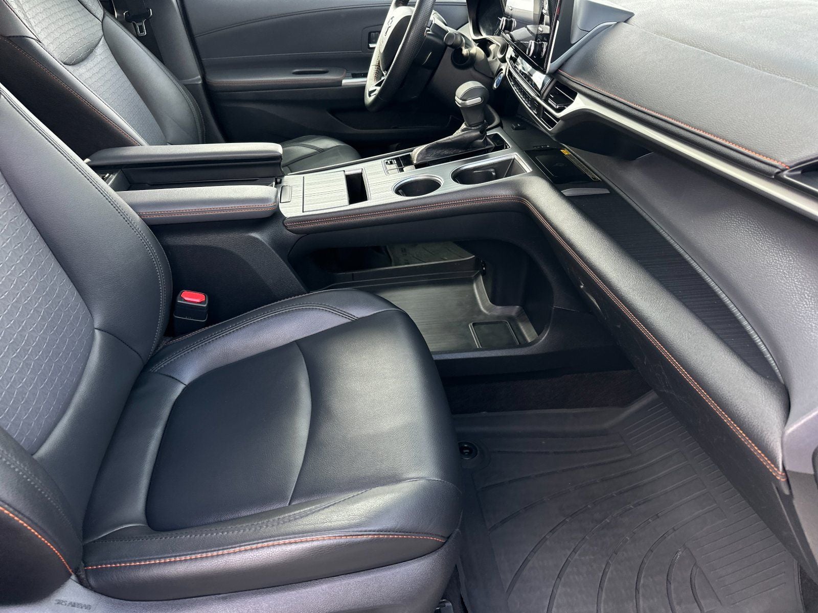 2021 Toyota Sienna XSE 7 Passenger