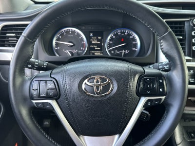 2017 Toyota Highlander Limited