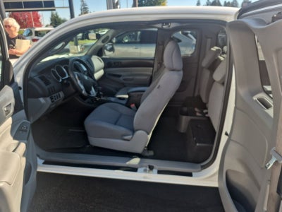 2015 Toyota Tacoma Base