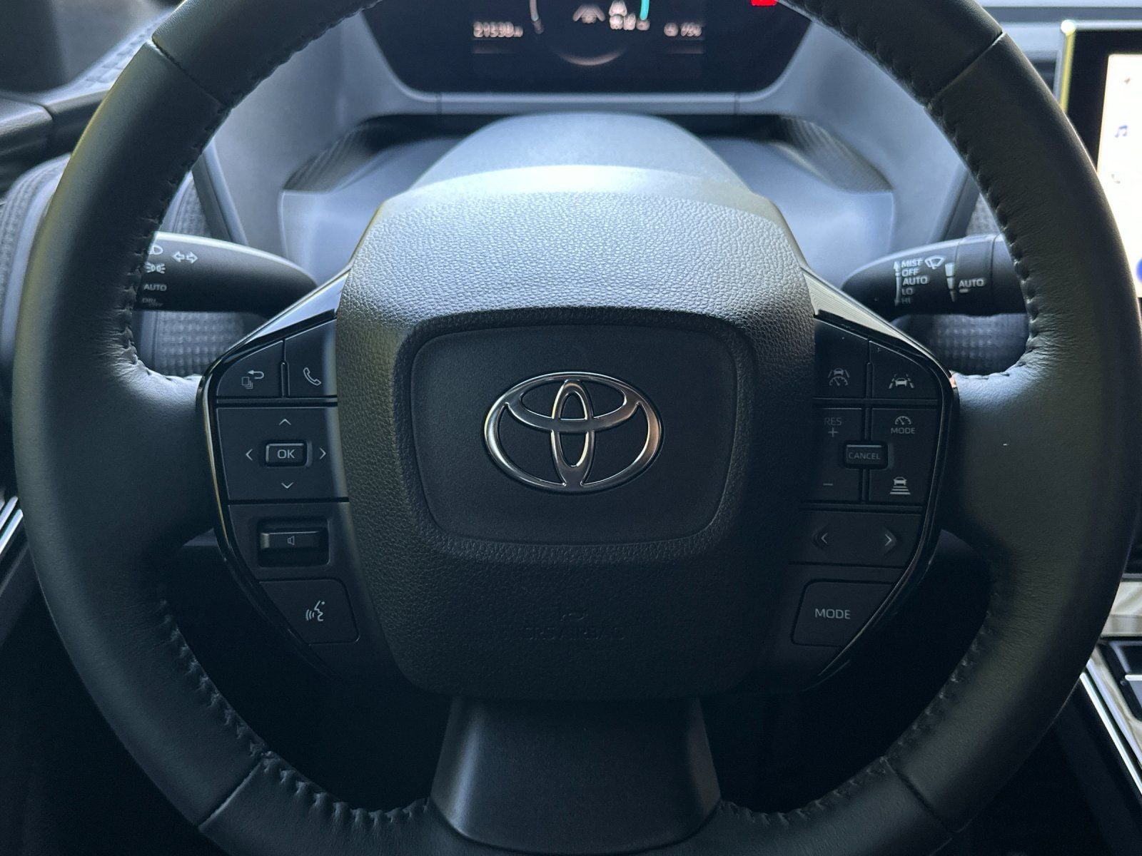 2023 Toyota bZ4X Limited