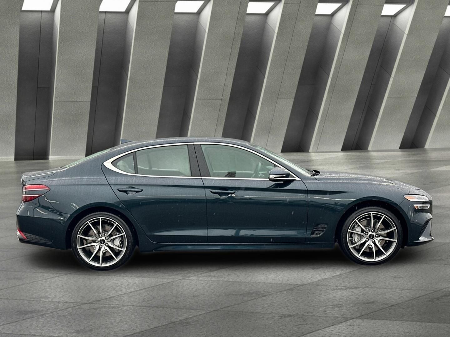 2024 Genesis G70 2.5T