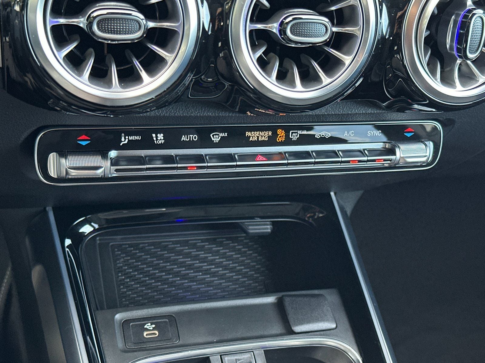 2025 Mercedes-Benz GLB GLB 250 4MATIC®