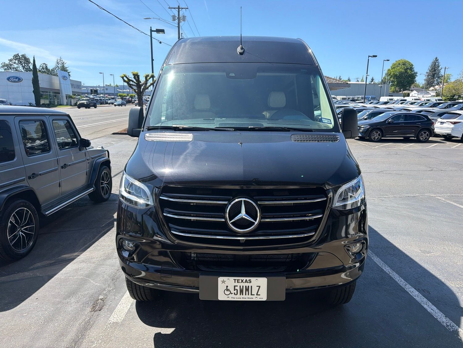 2023 Mercedes-Benz Sprinter 2500 Crew 144 WB 4MATIC®