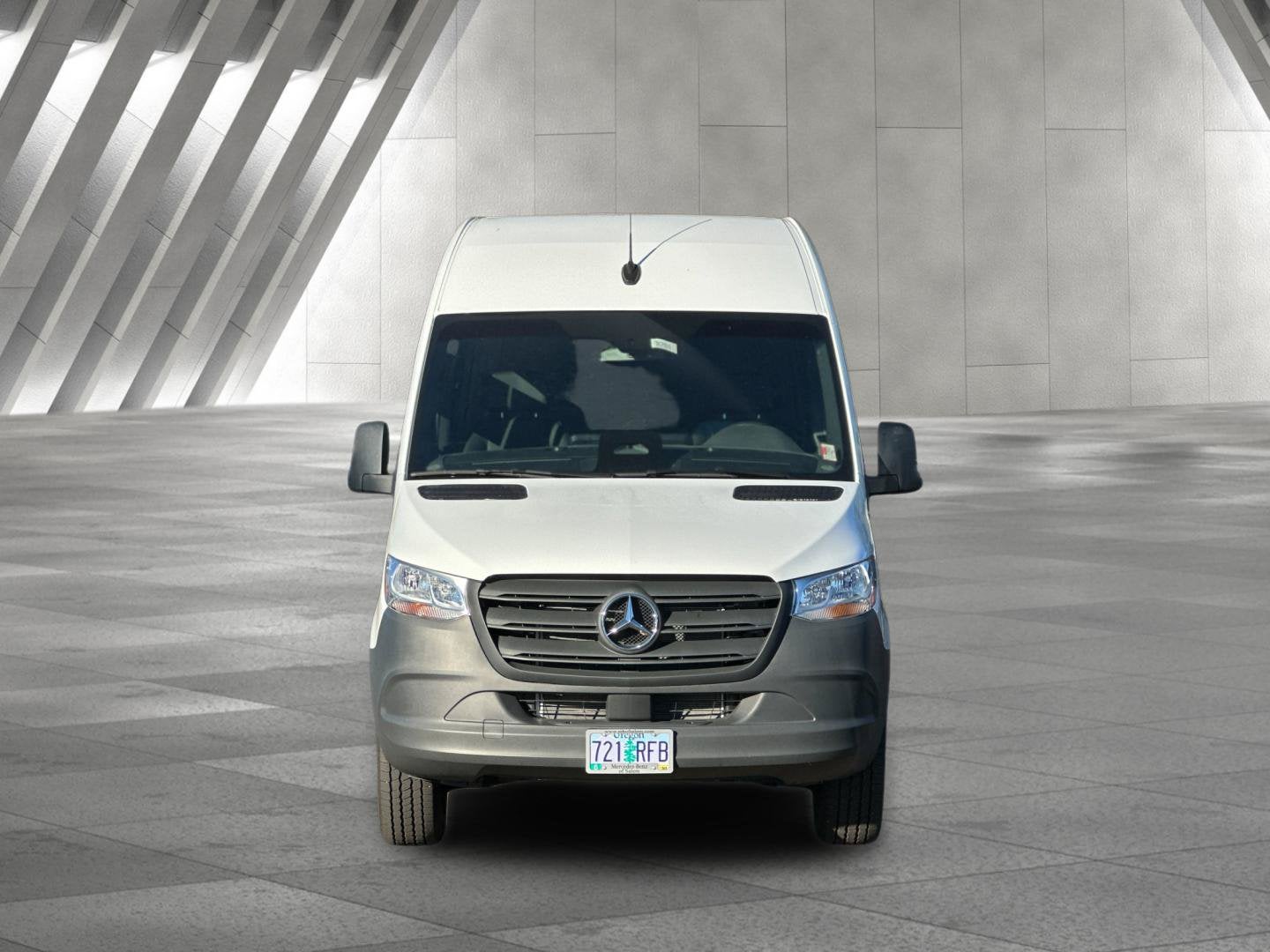 2025 Mercedes-Benz Sprinter 2500 Cargo 144 WB