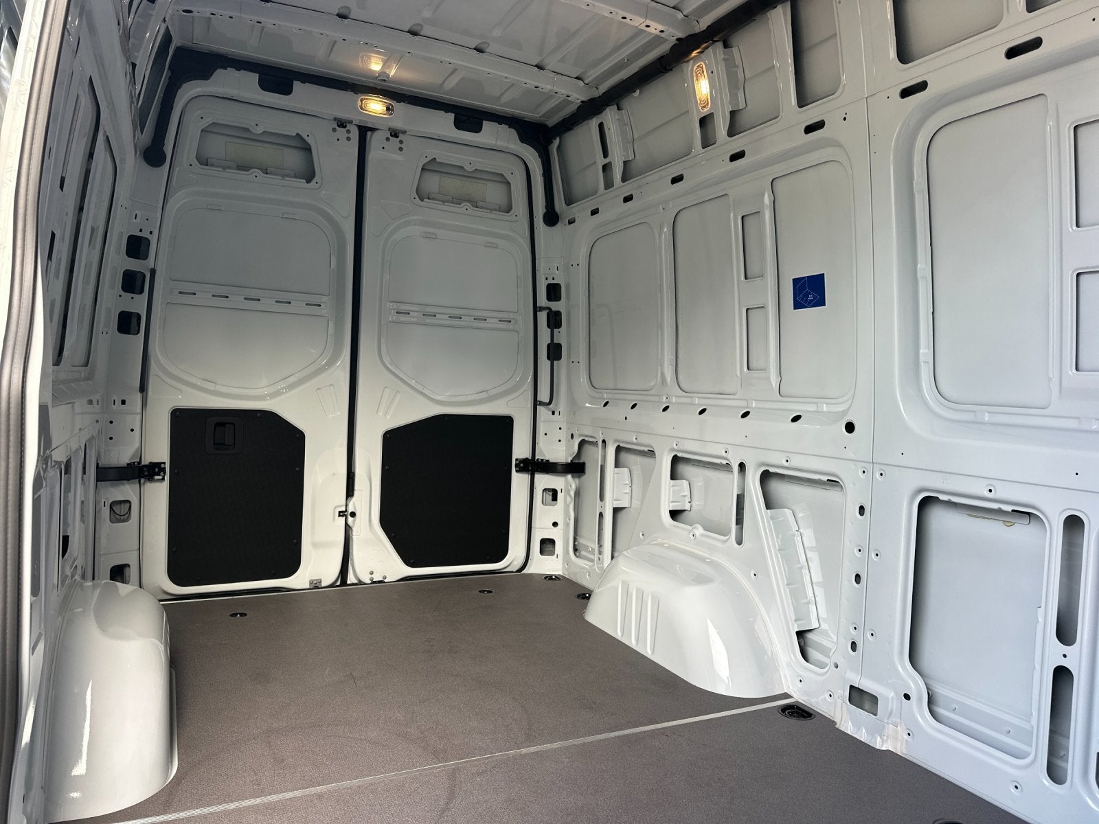 2025 Mercedes-Benz Sprinter 2500 Cargo 144 WB