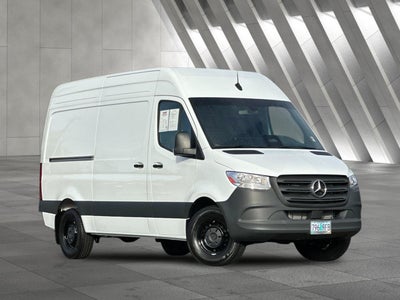 2025 Mercedes-Benz Sprinter 2500 Cargo 144 WB