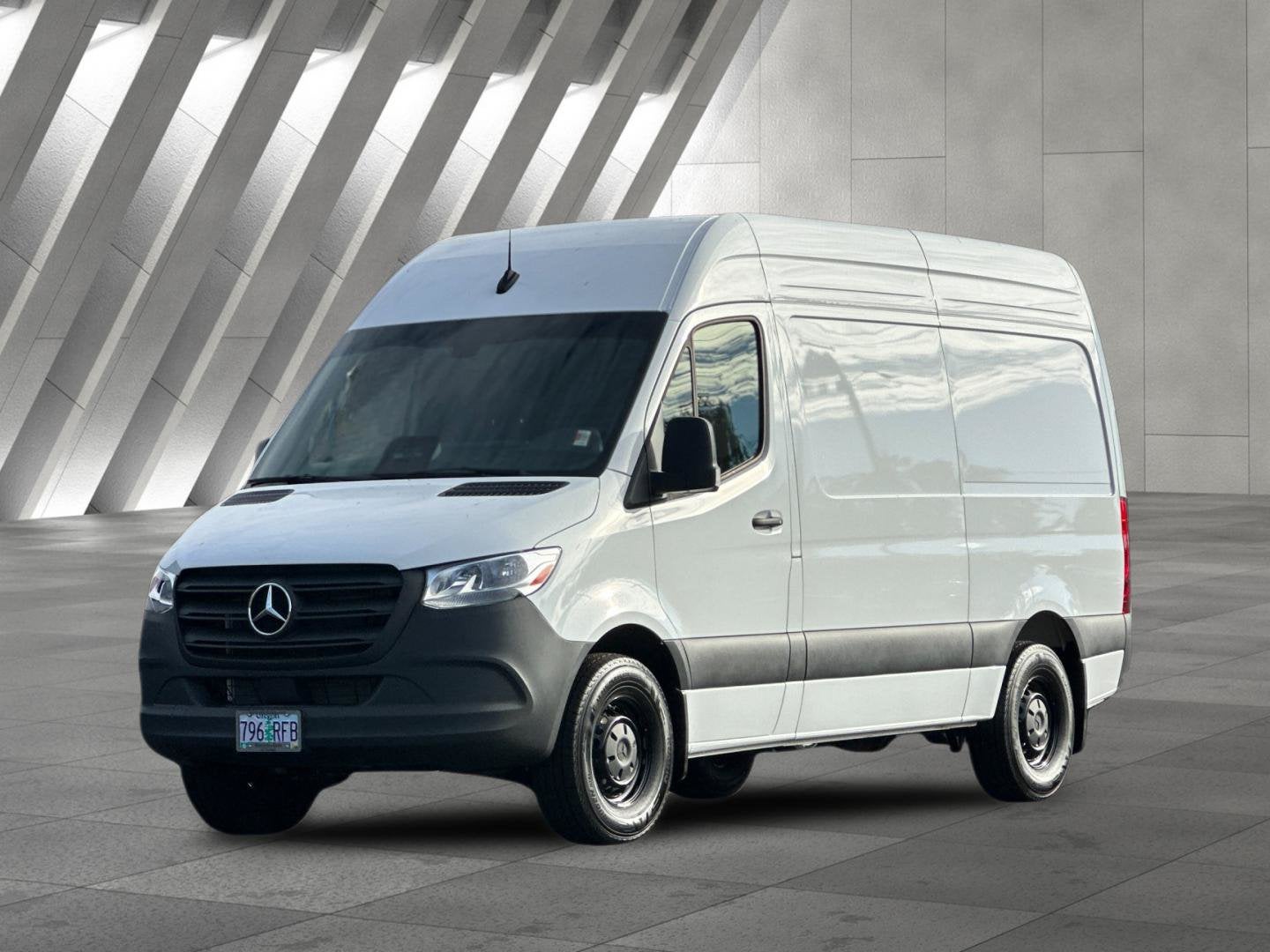 2025 Mercedes-Benz Sprinter 2500 Cargo 144 WB
