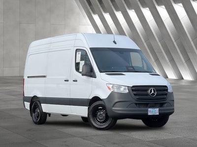 2025 Mercedes-Benz Sprinter 2500 Cargo 144 WB High Roof