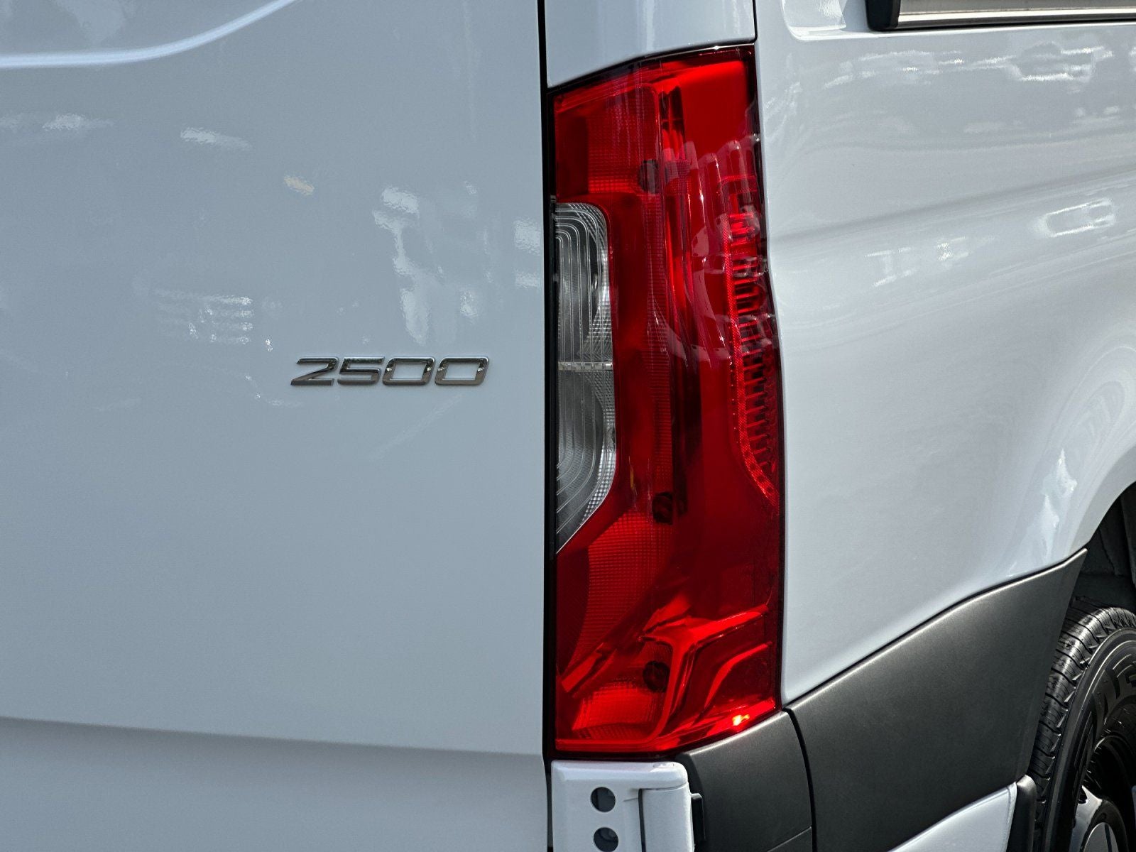 2026 Mercedes-Benz Sprinter 2500 Cargo 144 WB