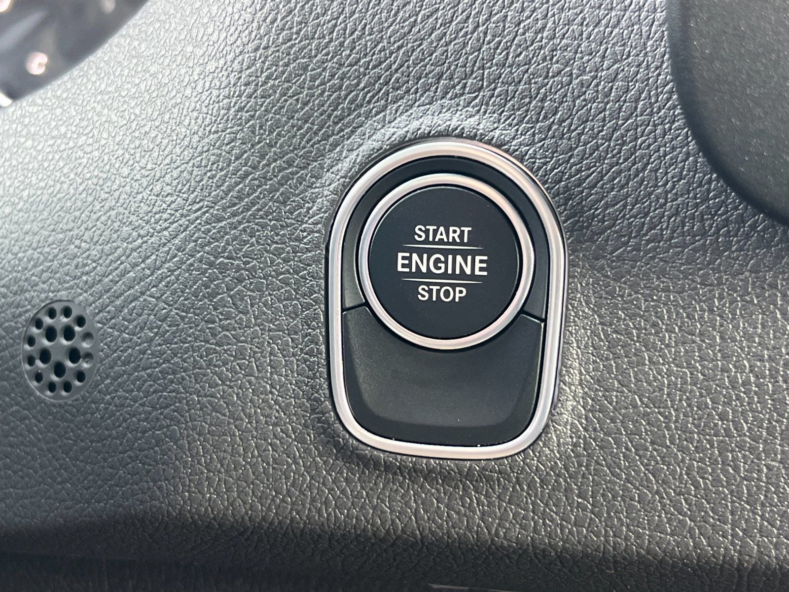 2025 Mercedes-Benz Sprinter 2500 Cargo 144 WB High Roof