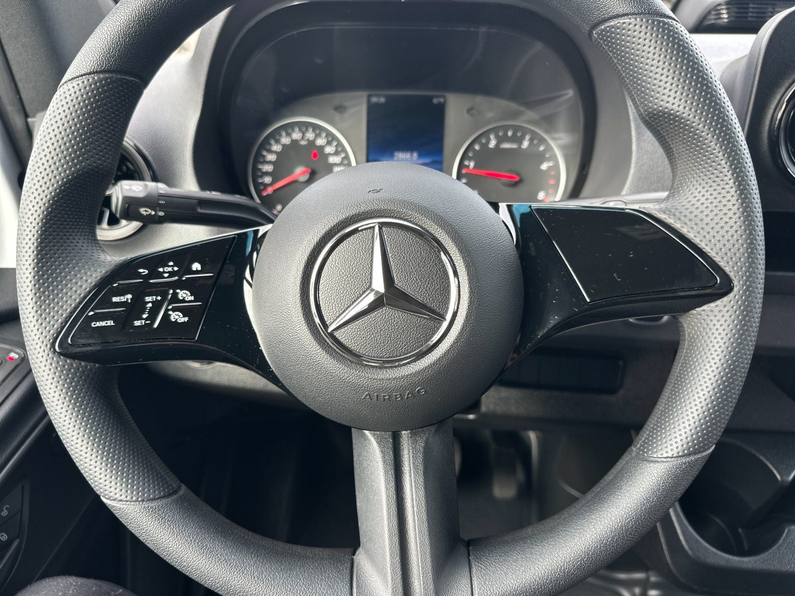 2025 Mercedes-Benz Sprinter 2500 Cargo 144 WB