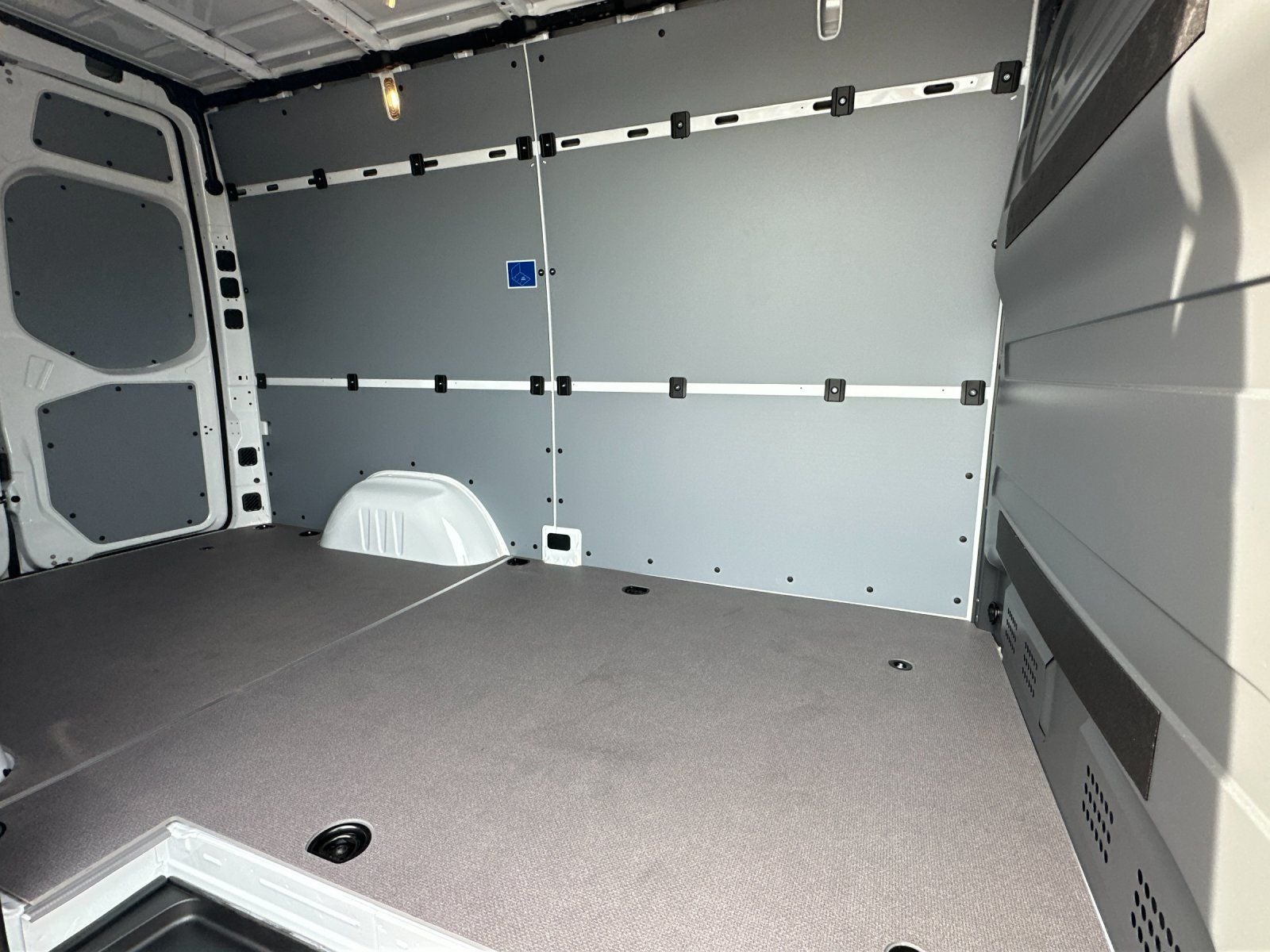 2026 Mercedes-Benz Sprinter 2500 Cargo 144 WB