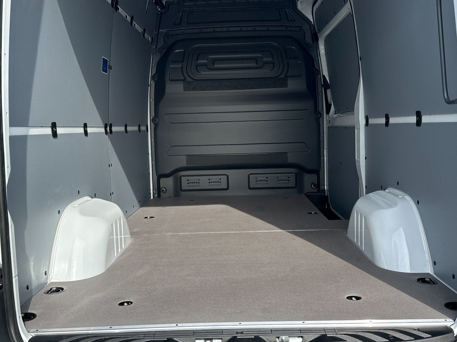 2026 Mercedes-Benz Sprinter 2500 Cargo 144 WB