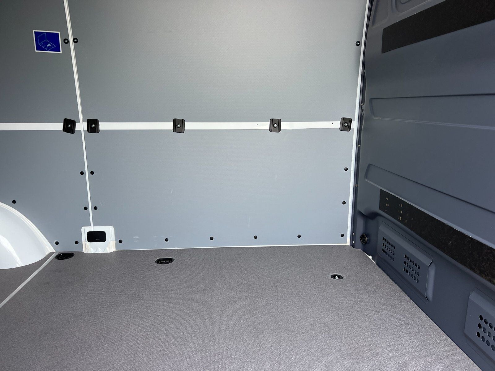 2025 Mercedes-Benz Sprinter 2500 Cargo 144 WB High Roof