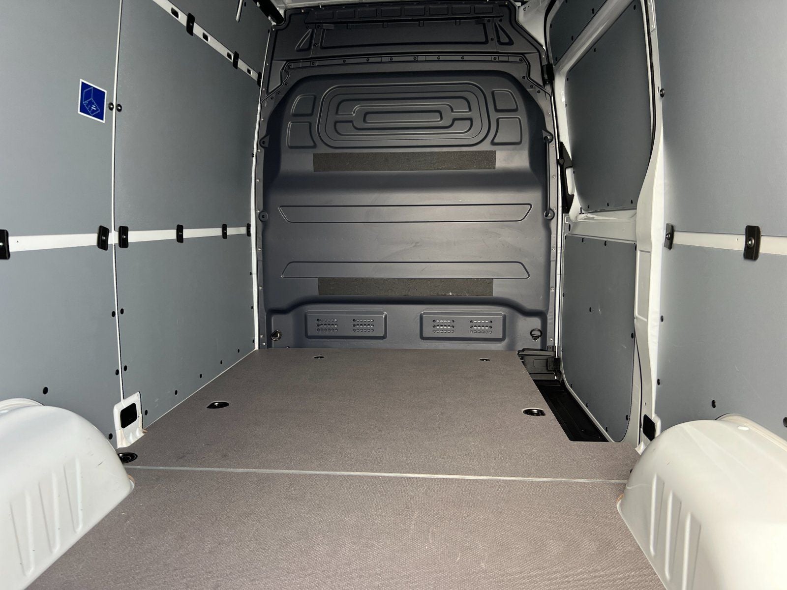 2025 Mercedes-Benz Sprinter 2500 Cargo 144 WB High Roof