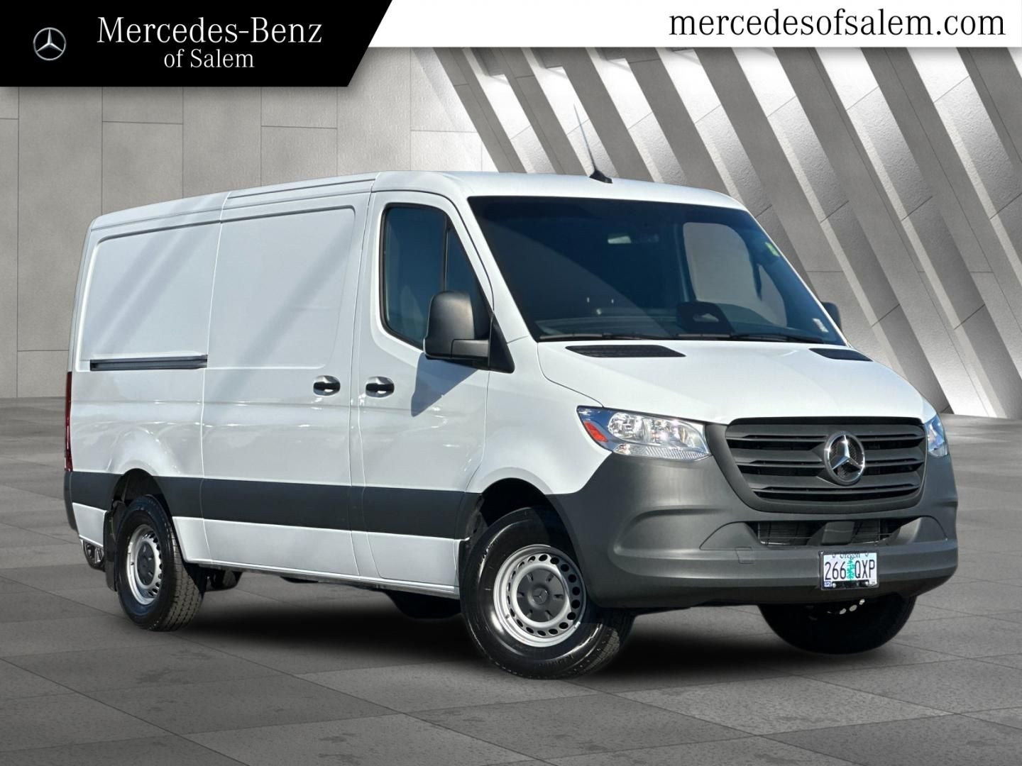 2025 Mercedes-Benz Sprinter 2500 Cargo 144 WB