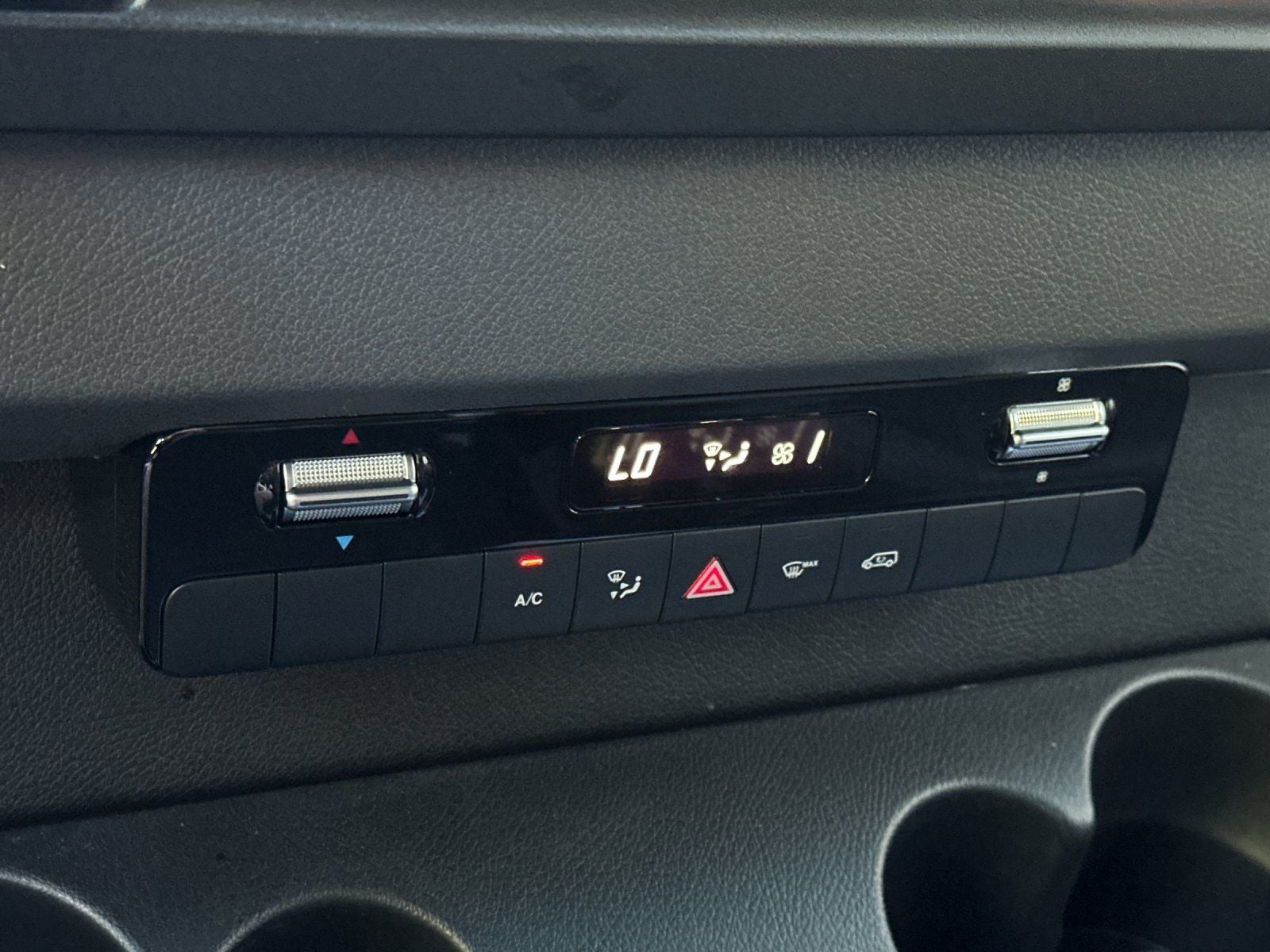 2025 Mercedes-Benz Sprinter 2500 Cargo 144 WB