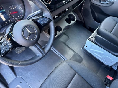 2025 Mercedes-Benz Sprinter 2500 Cargo 144 WB