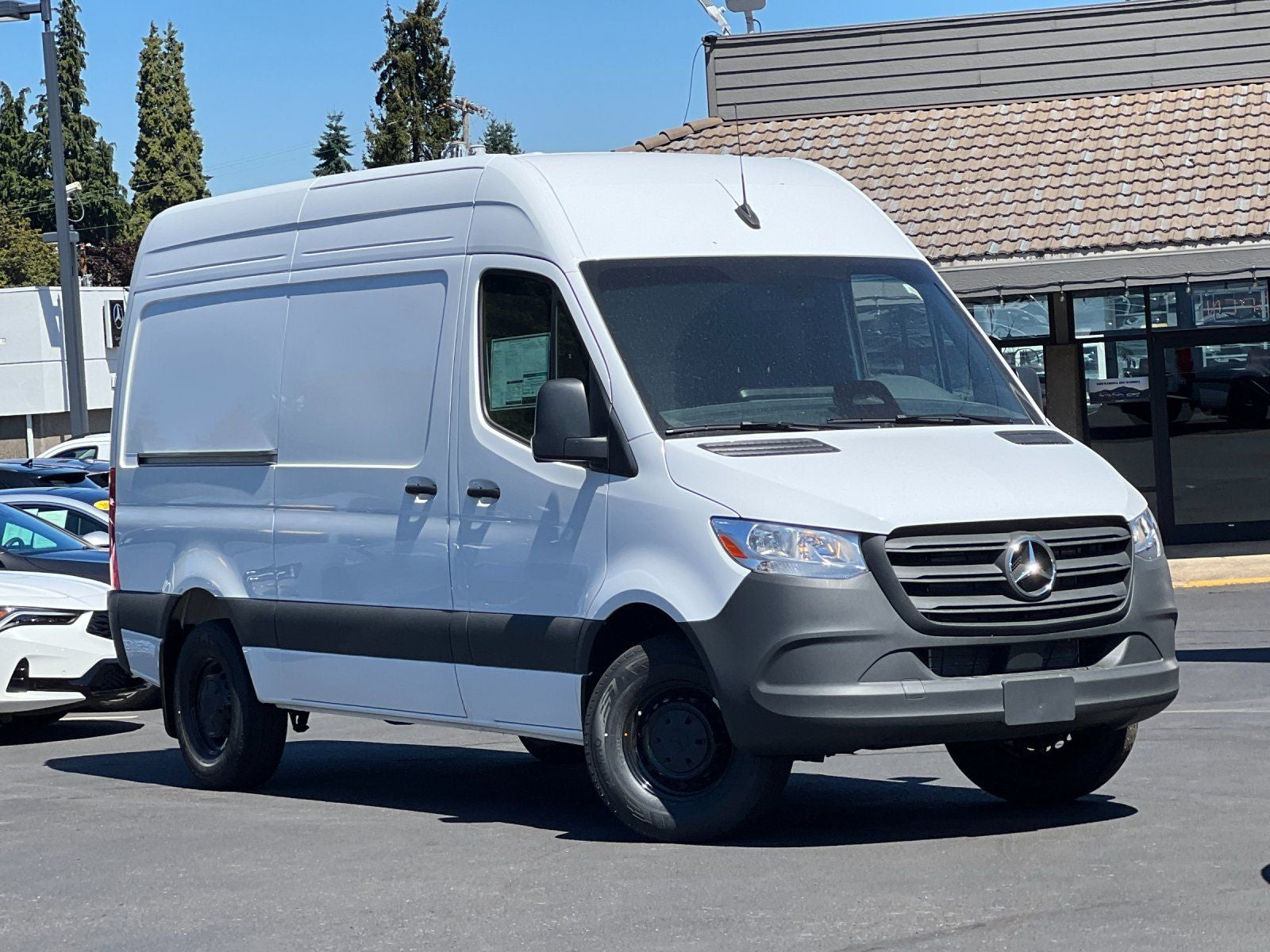2025 Mercedes-Benz Sprinter 2500 Cargo 144 WB