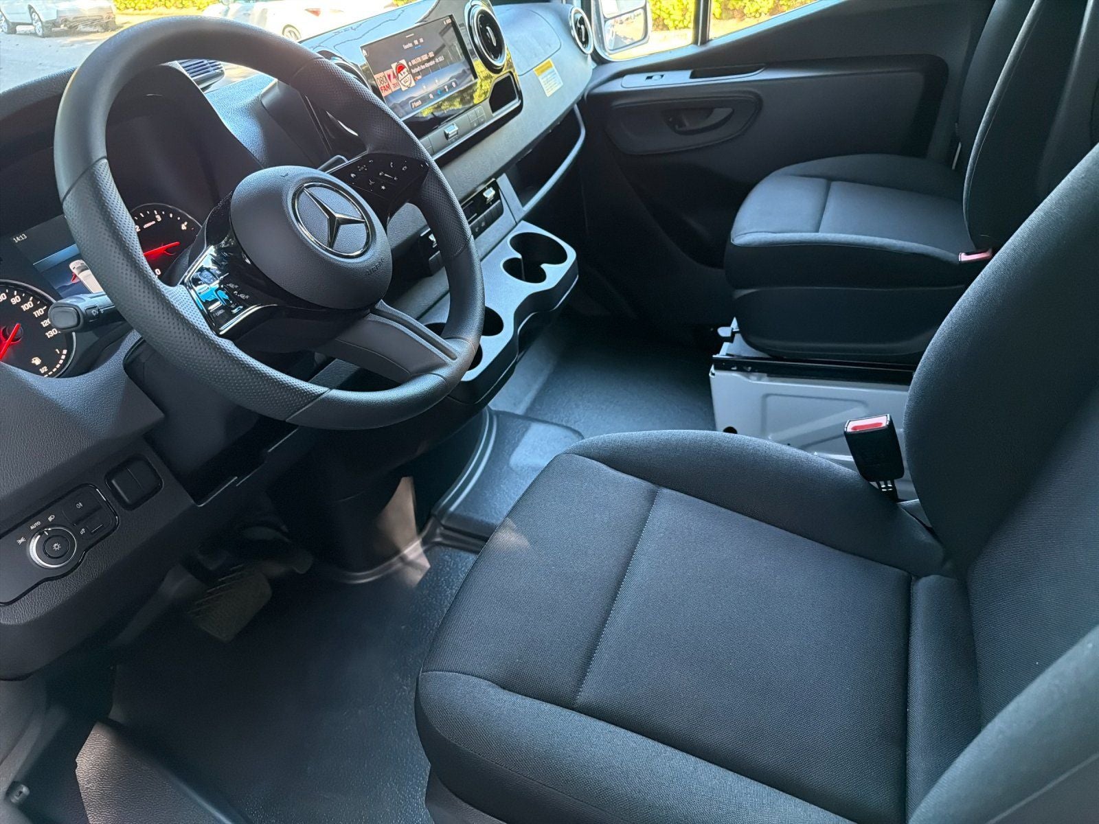 2026 Mercedes-Benz Sprinter 2500 Cargo 144 WB