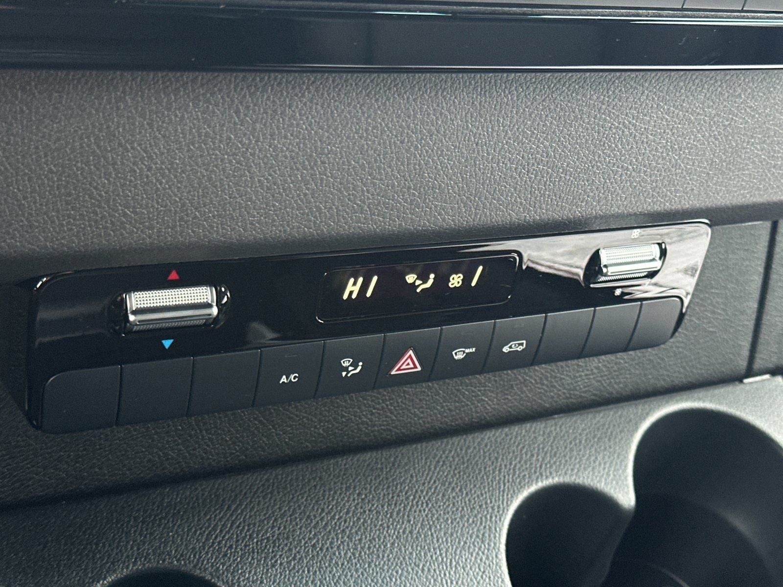 2025 Mercedes-Benz Sprinter 2500 Cargo 170 WB High Roof