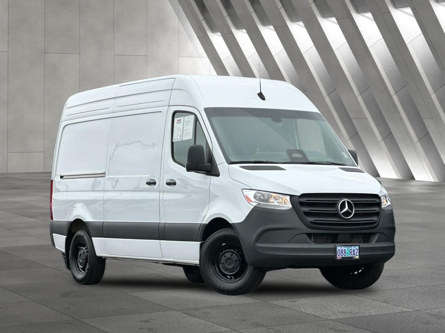 2025 Mercedes-Benz Sprinter 2500 Cargo 144 WB