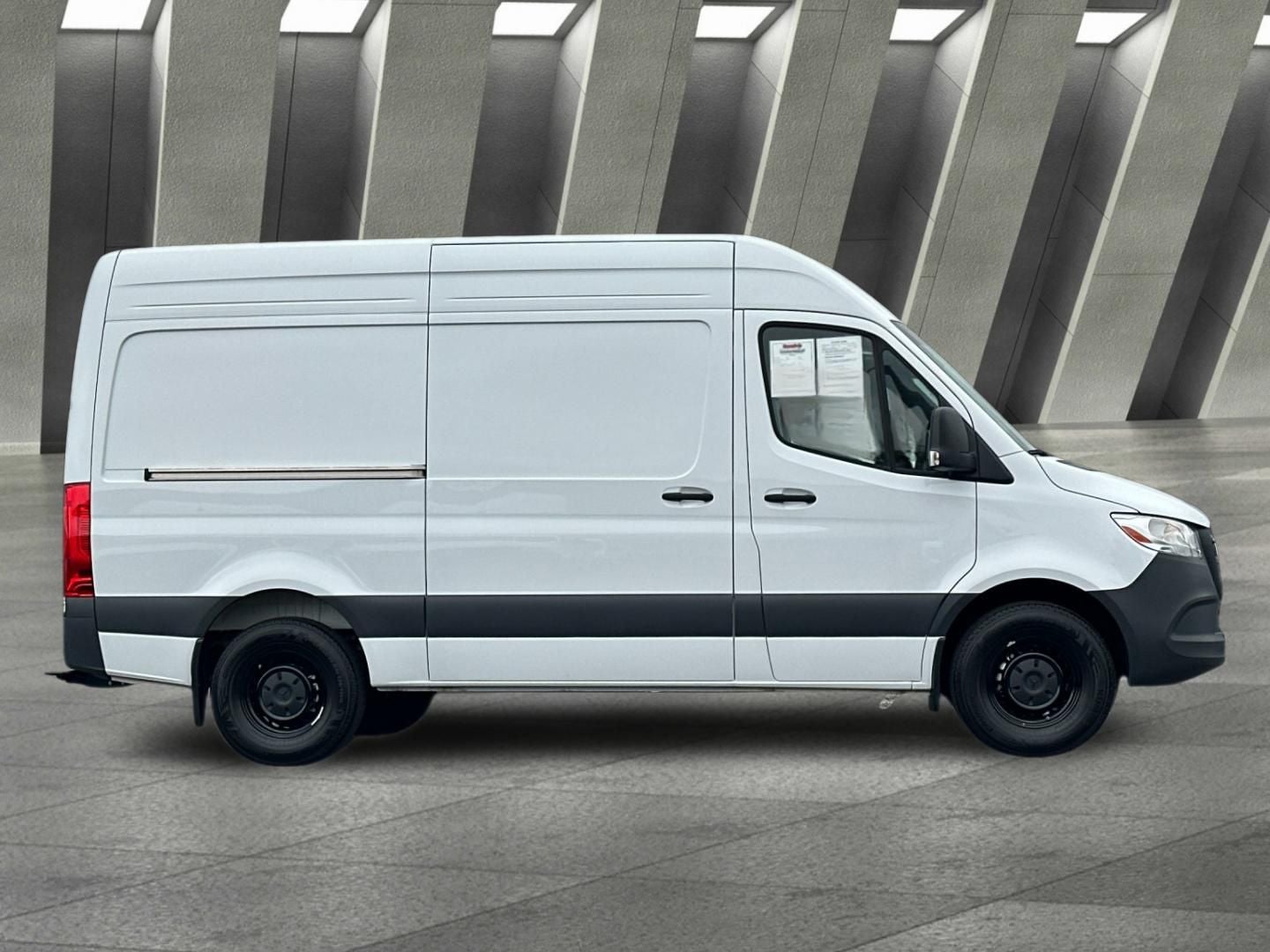 2025 Mercedes-Benz Sprinter 2500 Cargo 144 WB
