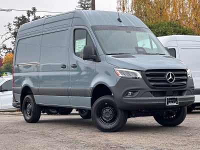 2026 Mercedes-Benz Sprinter 2500 Cargo 144 WB 4MATIC®