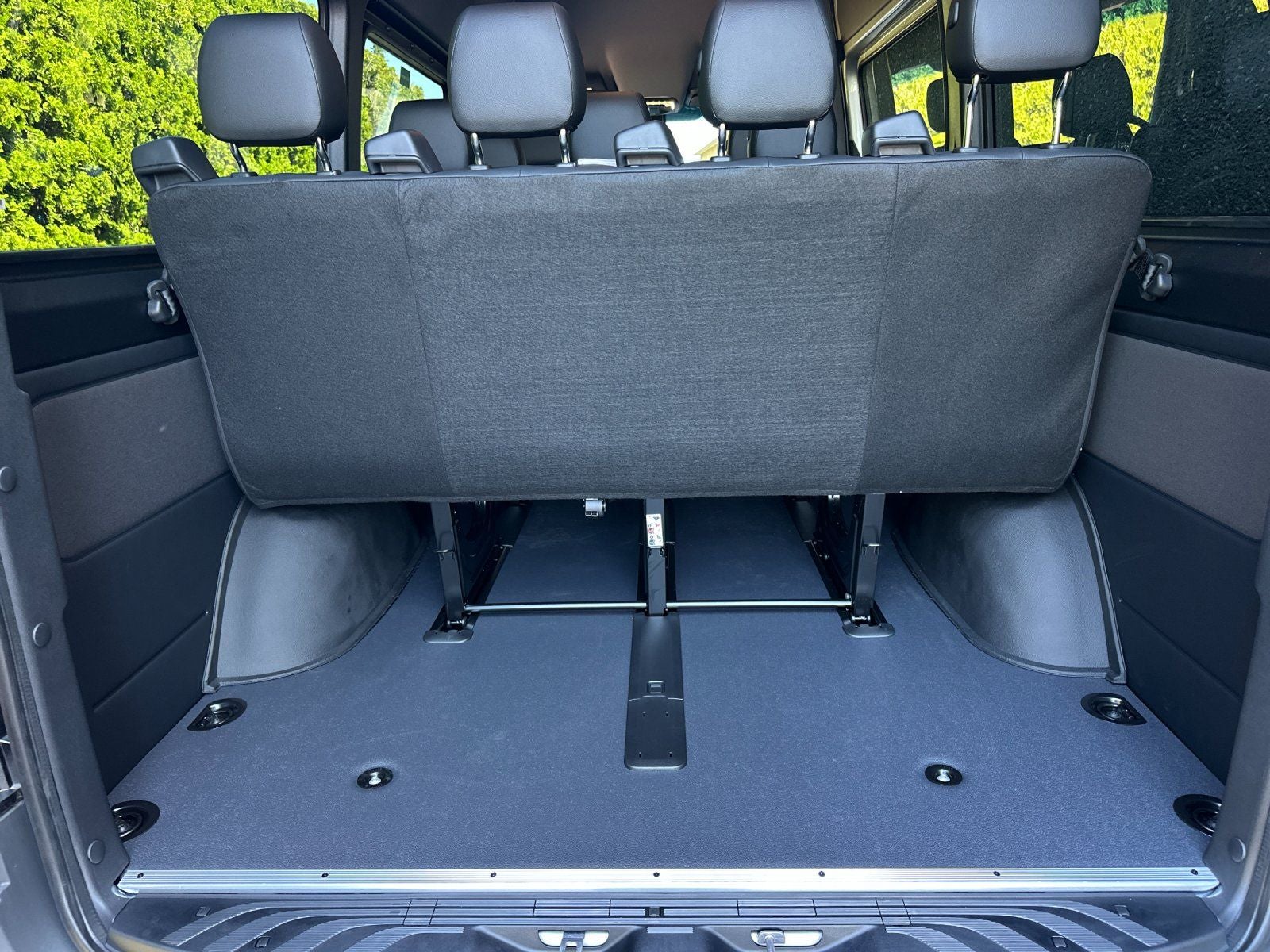 2025 Mercedes-Benz Sprinter 2500 Passenger 144 WB