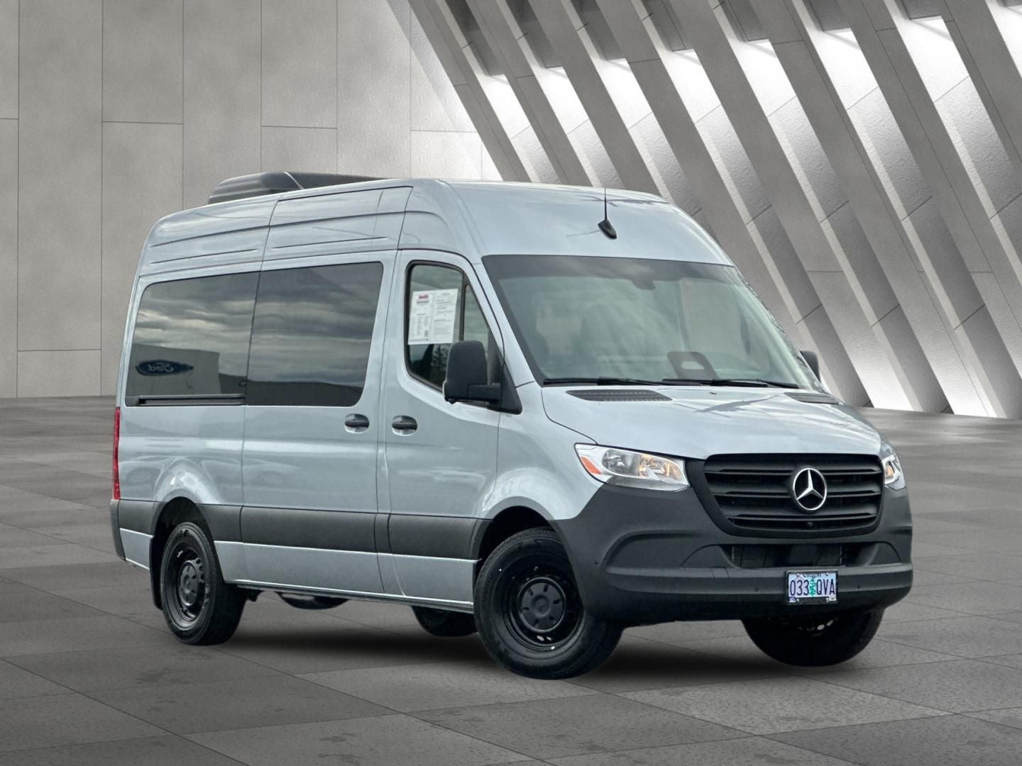 2025 Mercedes-Benz Sprinter 2500 Passenger 144 WB