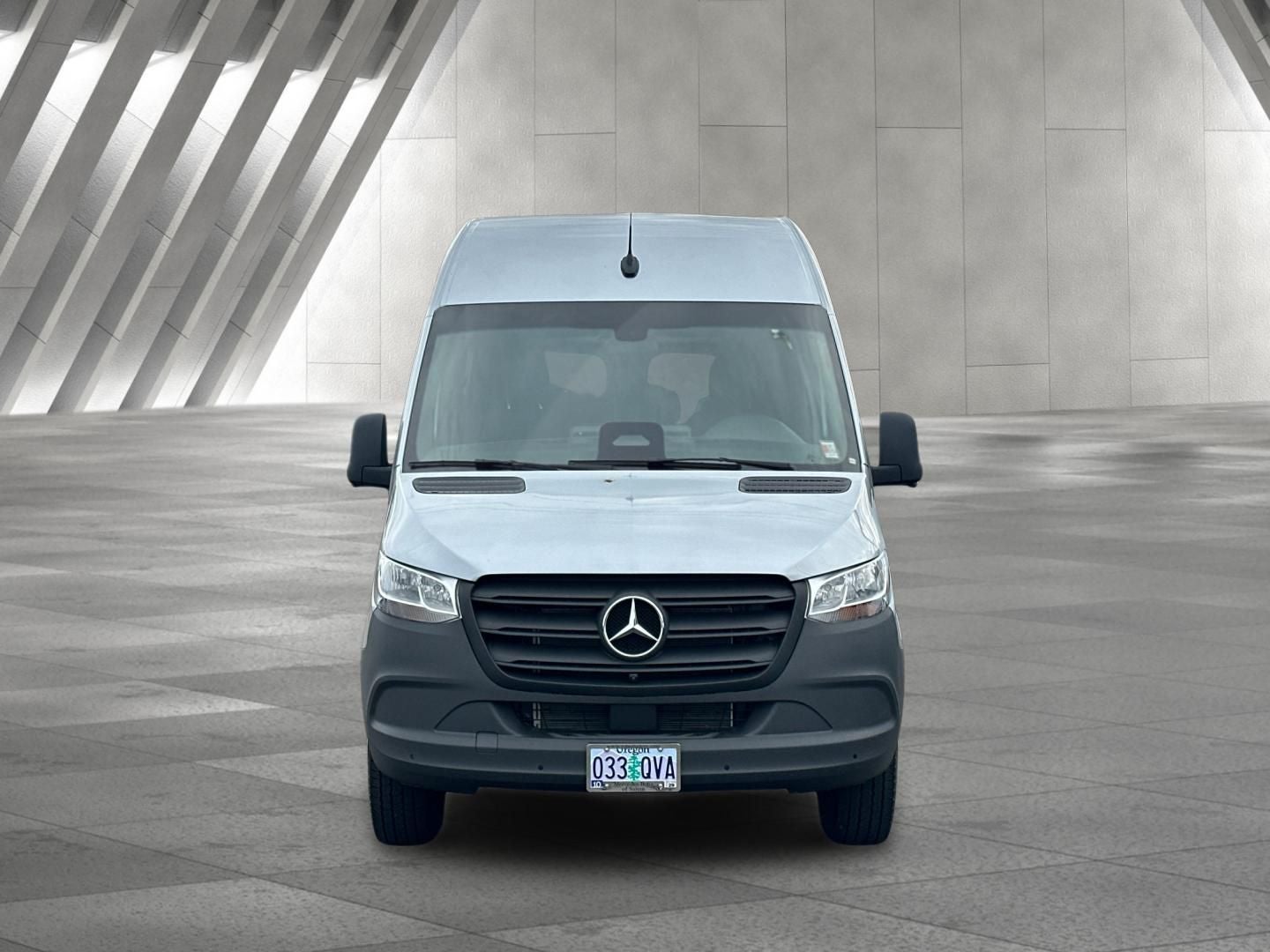 2025 Mercedes-Benz Sprinter 2500 Passenger 144 WB