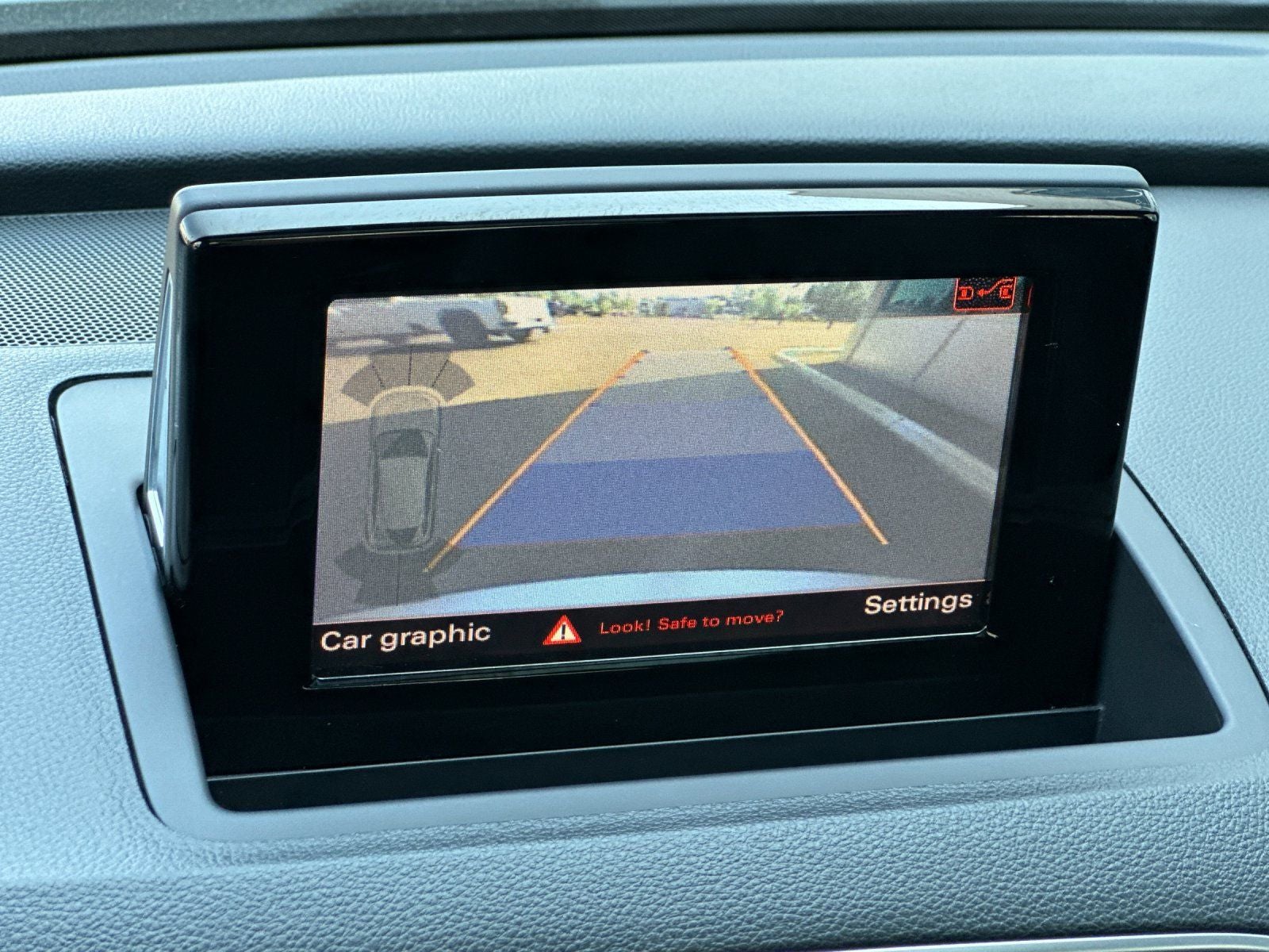 2018 Audi Q3 2.0T Premium quattro
