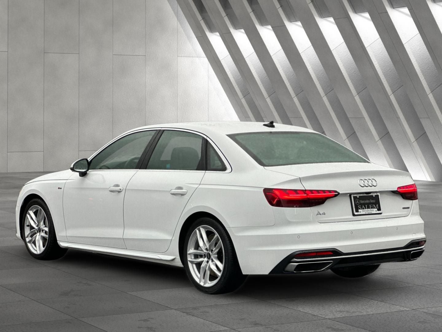 2023 Audi A4 45 S line Premium Plus quattro
