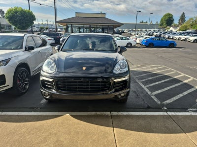 2017 Porsche Cayenne Platinum Edition