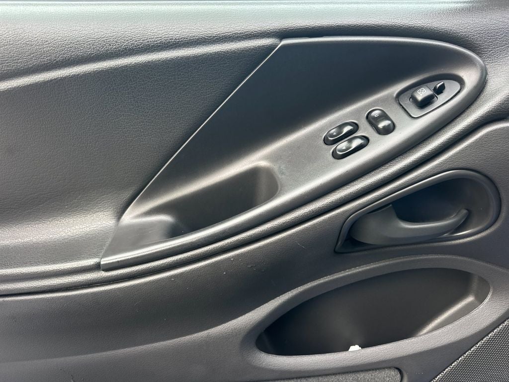 2004 Ford Mustang Mach 1 Premium