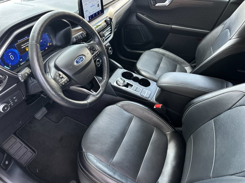 2020 Ford Escape Titanium