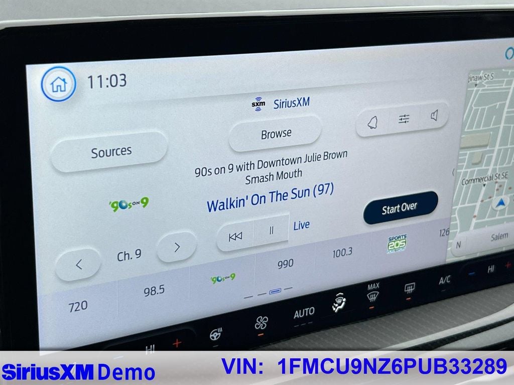 2023 Ford Escape Hybrid ST-Line Select