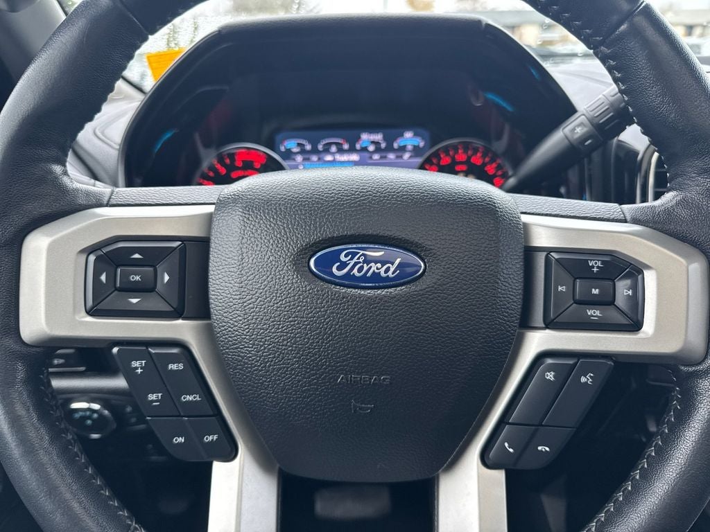 2020 Ford F-250SD Lariat Black Widow